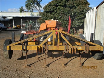 AFM 311 Used Chisel Ploughs for sale