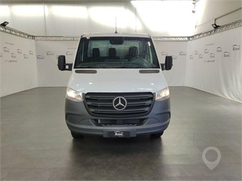 2024 MERCEDES-BENZ SPRINTER 415 New Chassis Cab Vans for sale