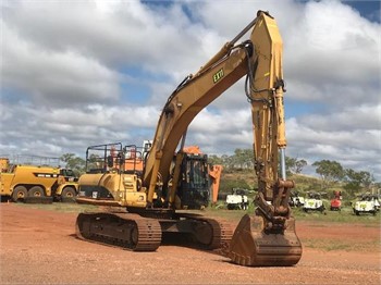 2004 CATERPILLAR 330CL Used Tracked Excavators for sale
