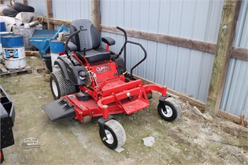 2019 COUNTRY CLIPPER 2452 Used Lawn / Garden Personal Property / Household items for sale