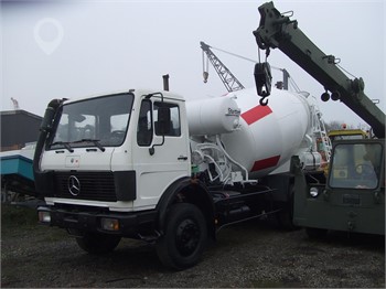 2010 MERCEDES-BENZ 2225 Used Concrete Trucks for sale