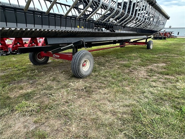 E-Z TRAIL 880 Used Header Trailers Ag Trailers for sale