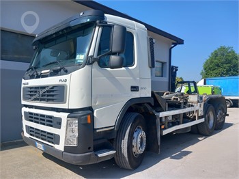 2002 VOLVO FM9.300 Used Chassis Cab Trucks for sale
