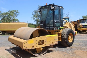 2013 CATERPILLAR CS56 Used Smooth Drum Rollers / Compactors for sale