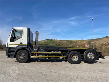 2017 IVECO MAGIRUS 260-32 Used Skip Loaders for sale