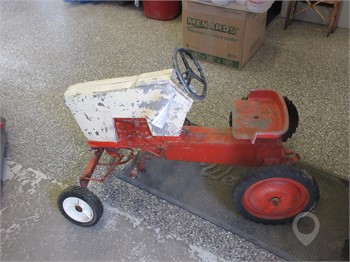 J I CASE 70 SERIES PEDAL TRACTOR Used Other Toys / Hobbies upcoming auctions