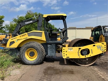 2018 BOMAG BW211D-5 Used Smooth Drum Compactors for sale