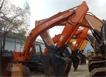 2010 HITACHI EX200-3 Used Crawler Excavators for sale