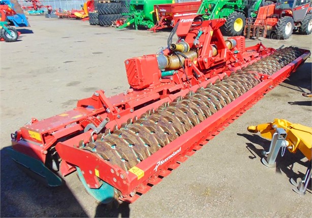 2014 KVERNELAND NG-H101F30 Used Power Harrows for sale