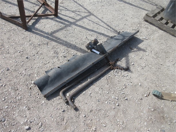 ANTI SWAY HITCH WITH MUD FLAPS Used Other Truck / Trailer Components auction results