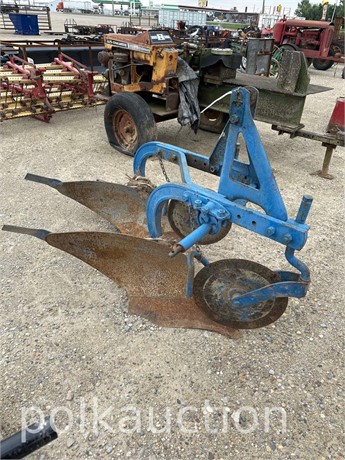 2 BTM MOUNTED PLOW Used Other auction results