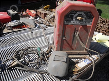 LINCOLN 225 AMP Used Welders upcoming auctions