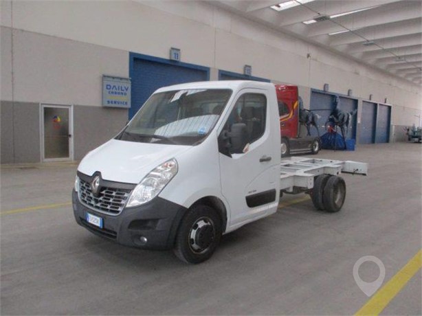 2016 RENAULT MASTER Used Chassis Cab Vans for sale