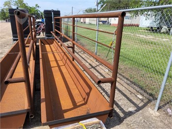 CATTLE PANEL 24' W/ BUILT IN TROUGH Used Other upcoming auctions