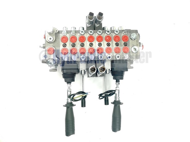 8-SECTION HYDRAULIC VALVE 70L-MIN WITH MANUAL-ELECTRIC CONTROL FOR FOREST TRAILERS New Katup untuk dijual