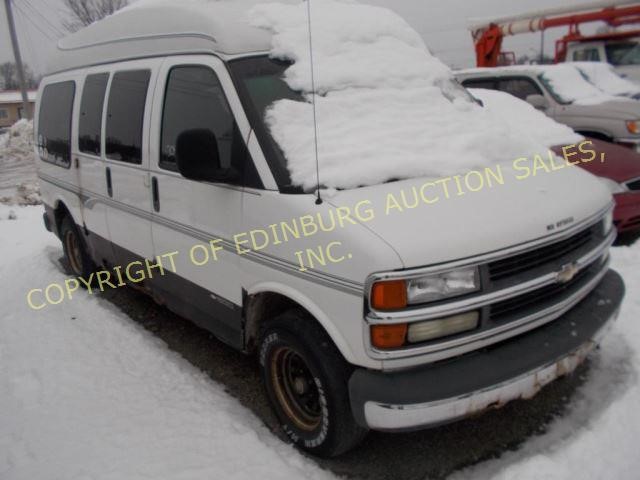 2002 CHEVROLET EXPRESS RV G10 CONVERSION VAN | Edinburg Auction Sales, Inc,