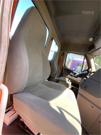 2017 FREIGHTLINER CASCADIA 125 Used Sitz LKW- / Anhängerkomponenten zum verkauf