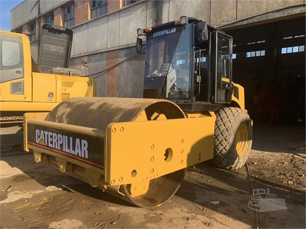 2002 CATERPILLAR CS-583D Used Smooth Drum Compactors for sale