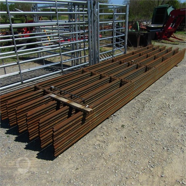 (20) 20FT CONTINOUS 49'' FENCE PANELS - 20X TIMES Used Fencing Building Supplies auction results