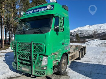 2012 VOLVO FH16.700 Used Tractor with Crane for sale