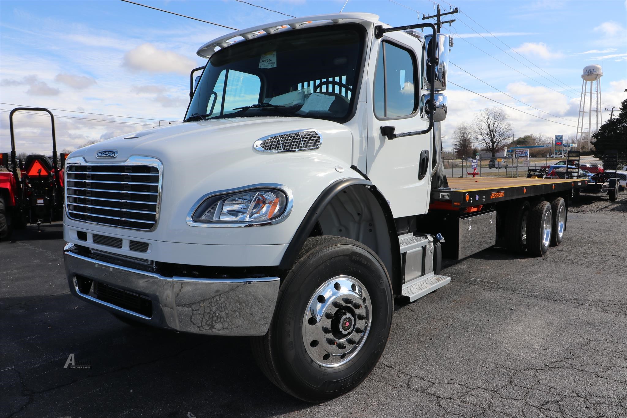 2024 FREIGHTLINER BUSINESS CLASS M2 106 For Sale in Norcross,