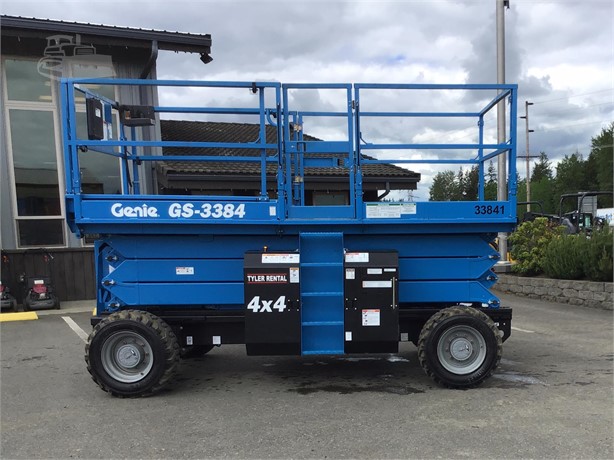 2019 GENIE GS3384RT Used 不整地形シザーリフト for rent
