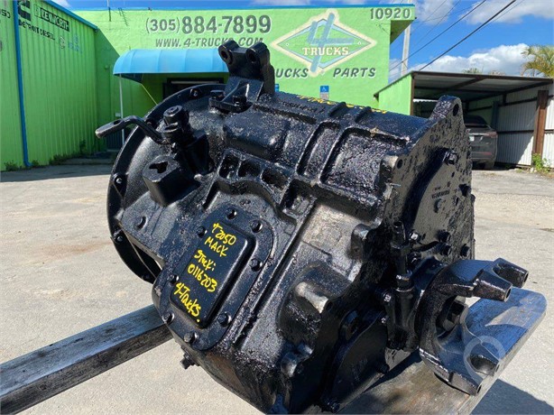 2000 MACK T2050 Used Transmission Truck / Trailer Components for sale