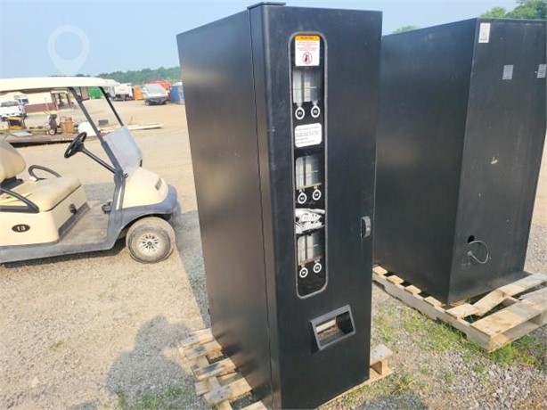 (2) VENDING MACHINES Used Vending Machines Restaurant / Food Industry auction results