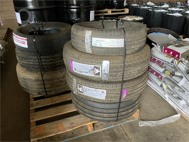 KINERGY 215/70R14 Used Tyres Truck / Trailer Components auction results