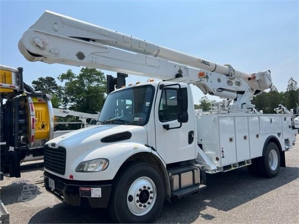 2015 ALTEC AA55E Used Truk Ember / Truk Layanan for rent