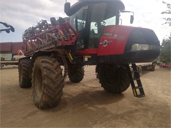 2017 CASE IH PATRIOT 4430 Used Self Propelled Sprayers for sale