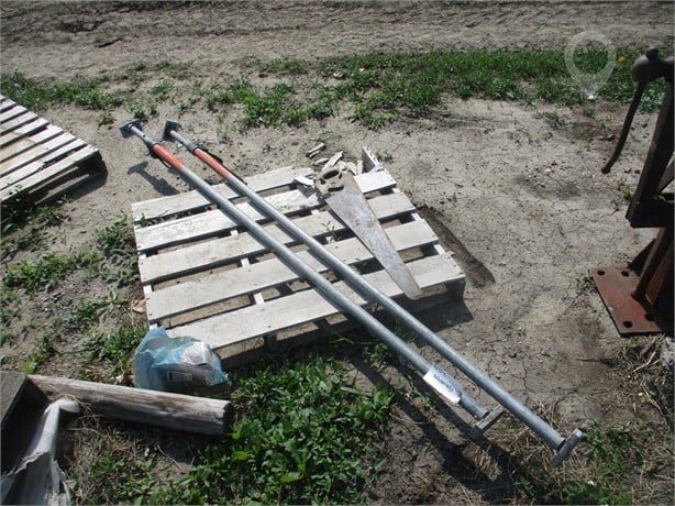CROSS BARS ADJUSTABLE PAIR Used Other Truck / Trailer Components auction results