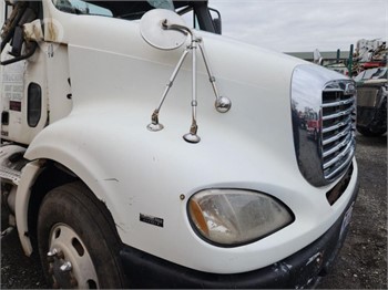 2007 FREIGHTLINER COLUMBIA 112 Used Bonnet Truck / Trailer Components for sale