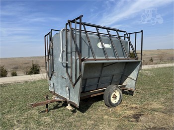 Feeders For Sale in IOWA
