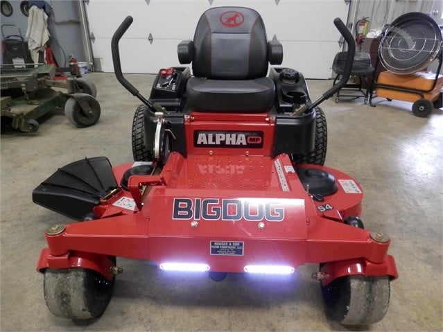Bigdog Blackjack Top Residential Ztr Zero Turn Mower With A Flip Deck Offers Smoothest Steering And Commercial Grade Decks Bac Zero Turn Mowers Mower Turn Ons