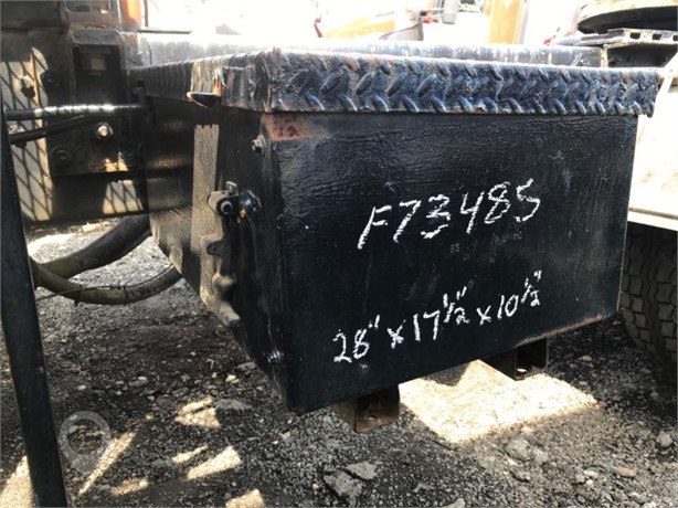1985 FORD LNT8000 Used Battery Box Truck / Trailer Components for sale