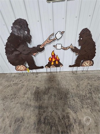 3 PC BIG FOOT CAMPFIRE SCENE Used Lawn / Garden Personal Property / Household items auction results
