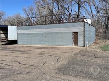 33’X41’ HANGAR, FOLD UP DOOR Used Commercial Properties Real Estate upcoming auctions