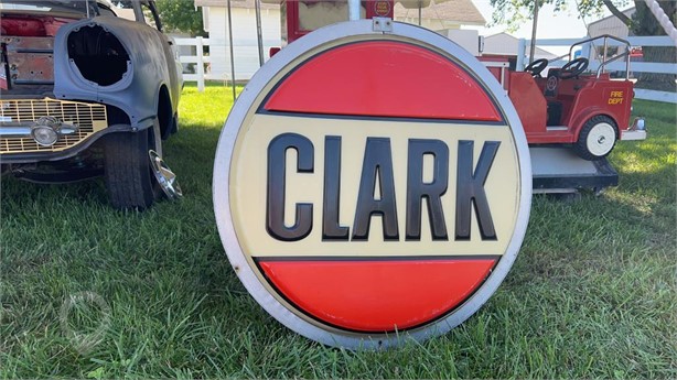 CLARK GAS STATION LIGHTED SIGN Used Gas / Oil Collectibles auction results