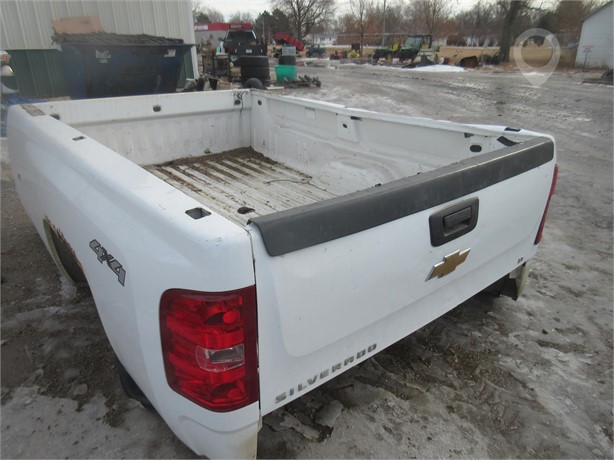 CHEVROLET 8 FOOT PICKUP BOX Used Body Panel Truck / Trailer Components auction results