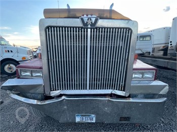 1996 WESTERN STAR 4900 Used Grill Truck / Trailer Components for sale