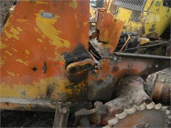 CASE 350 Crawler Dozers dismantled machines