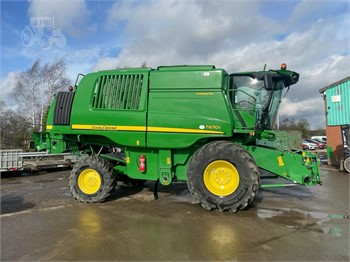 2016 JOHN DEERE T670 Used Combine Harvesters for sale