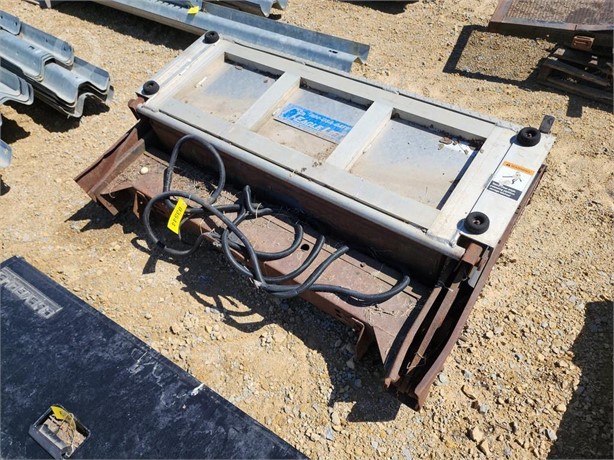 TOMMY LIFTGATE FOR PICK UP TRUCK Used Lift Gate Truck / Trailer Components auction results