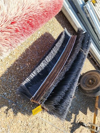 CATTLE BRUSH Used Other Truck / Trailer Components auction results