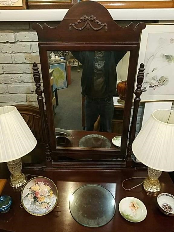 Duncan Phyfe Style Dresser With Mirror Hibid Auctions