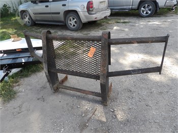 DODGE 93-02 FRONT GRILL Used Grill Truck / Trailer Components auction results