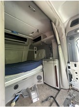 2013 PETERBILT 579 Gebraucht Schlafliege LKW- / Anhängerkomponenten zum verkauf