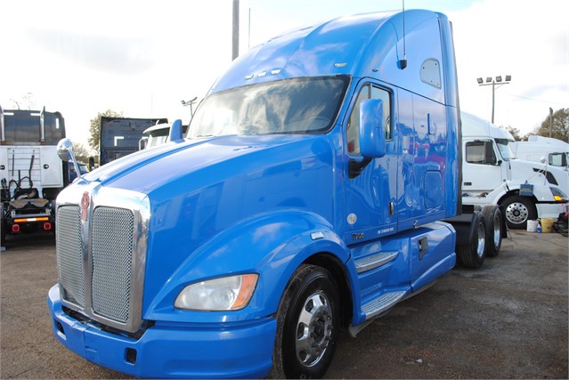 2012 Kenworth T700 For Sale In Covington Tennessee