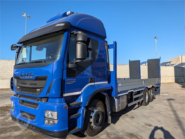 2014 IVECO STRALIS 420 Used Beavertail Trucks for sale